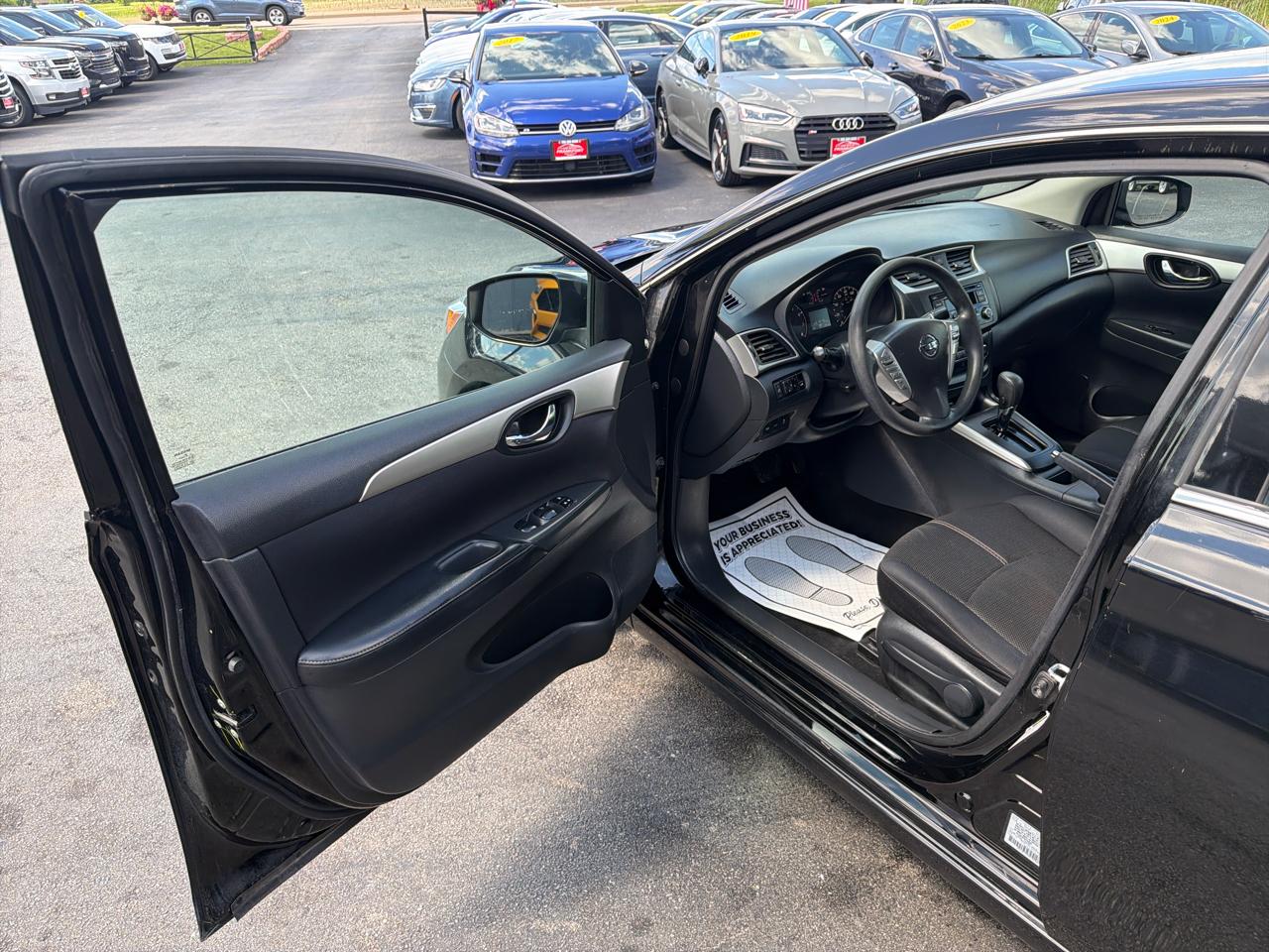 Nissan Sentra 4dr Sdn I4 CVT S 2016
