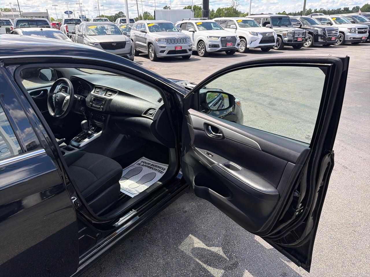 Nissan Sentra 4dr Sdn I4 CVT S 2016