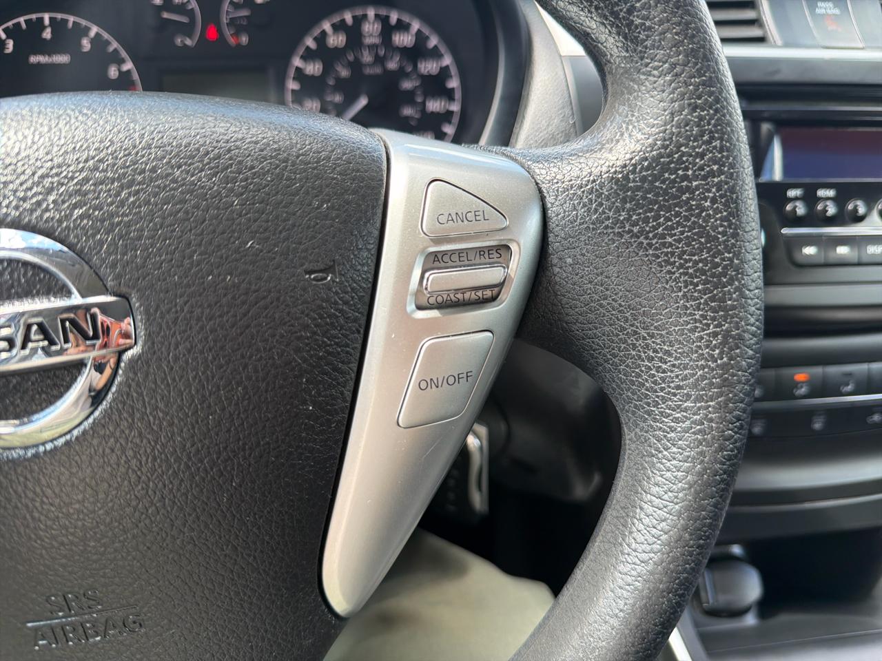 Nissan Sentra 4dr Sdn I4 CVT S 2016