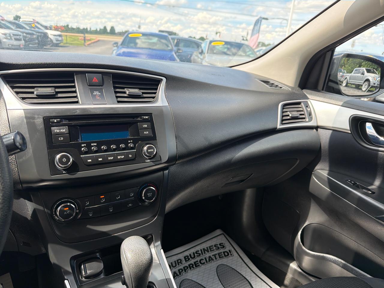 Nissan Sentra 4dr Sdn I4 CVT S 2016
