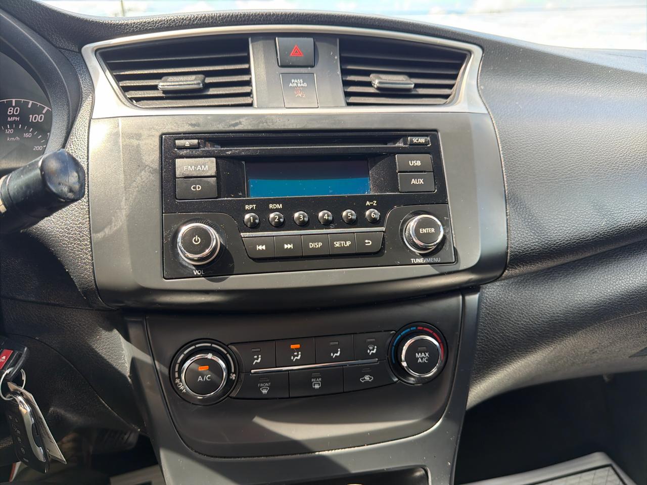 Nissan Sentra 4dr Sdn I4 CVT S 2016