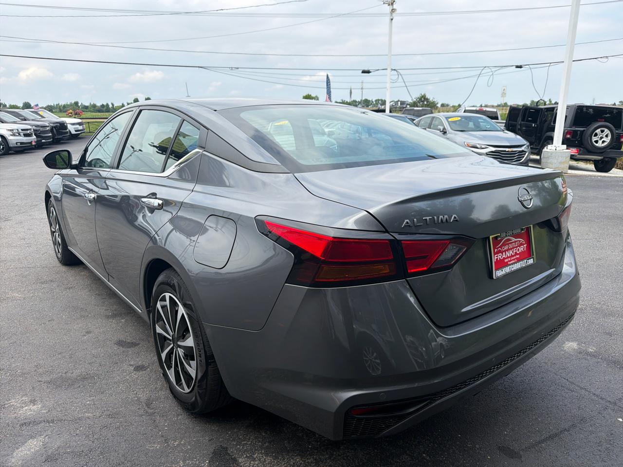 Nissan Altima 2.5 S Sedan 2024