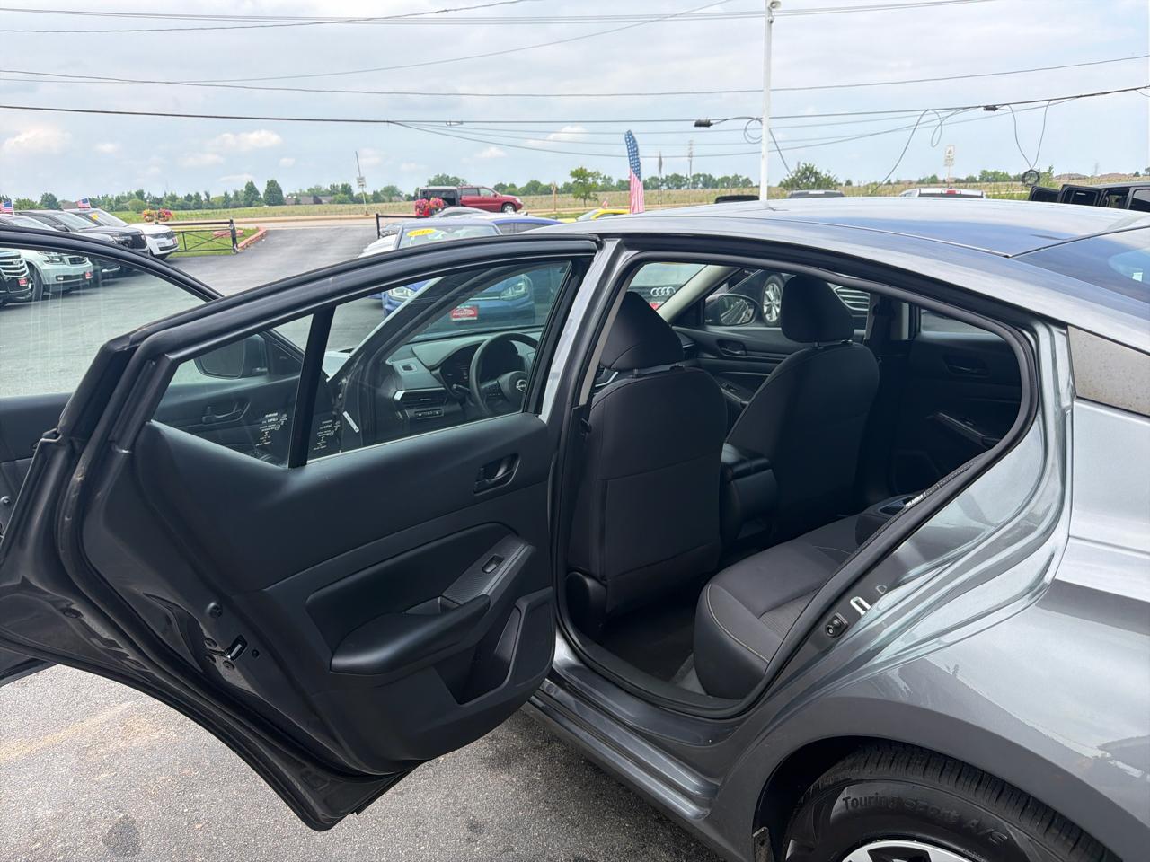 Nissan Altima 2.5 S Sedan 2024