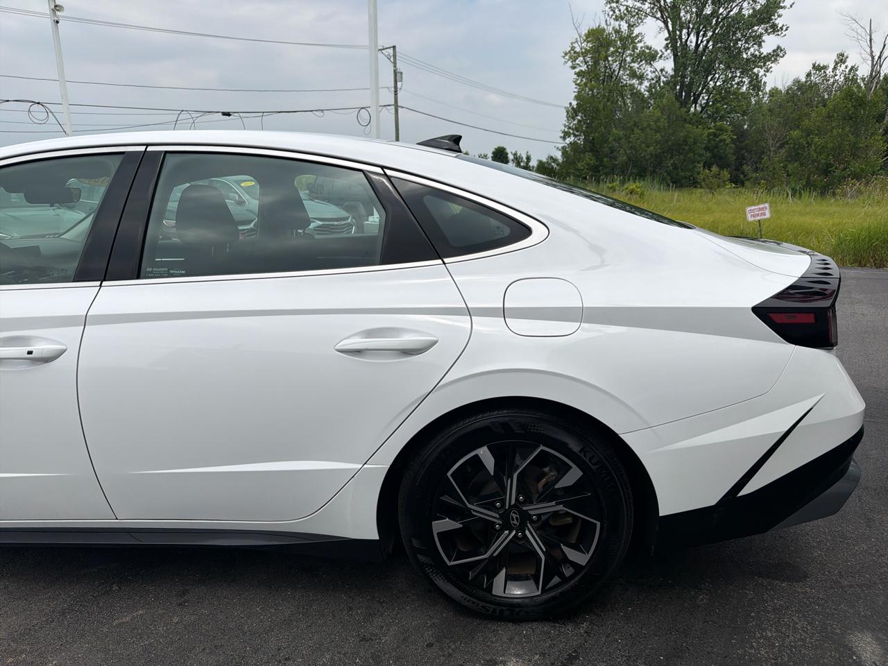 Hyundai Sonata SEL FWD 2025