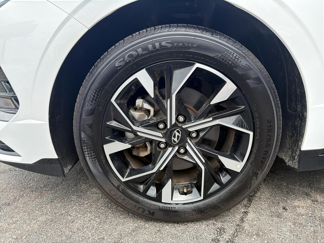Hyundai Sonata SEL FWD 2025