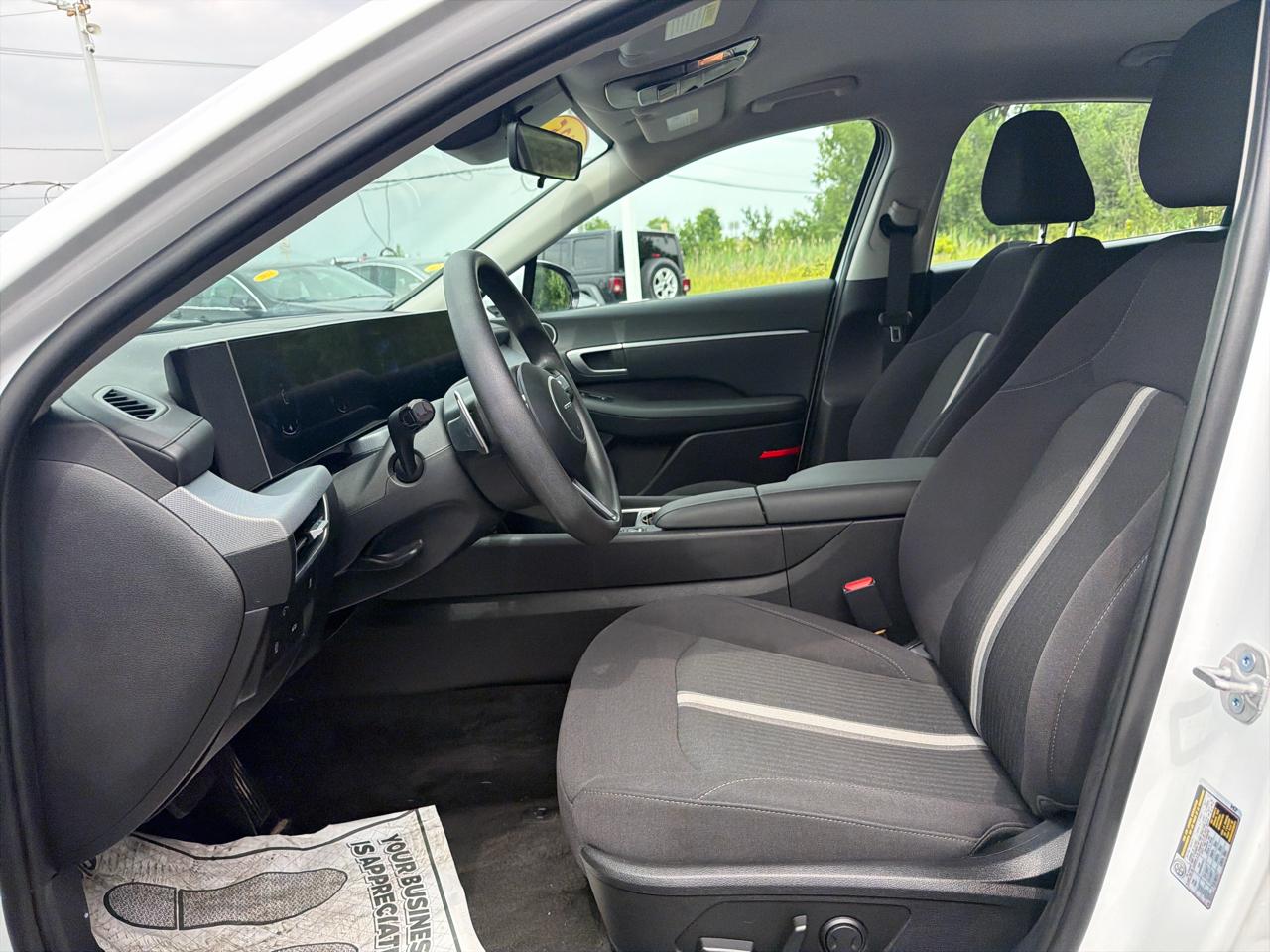 Hyundai Sonata SEL FWD 2025