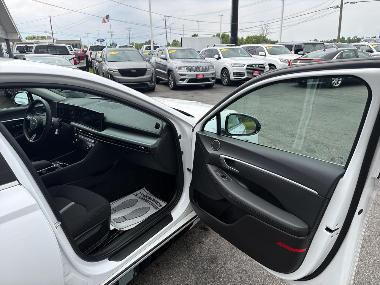 Hyundai Sonata SEL FWD 2025