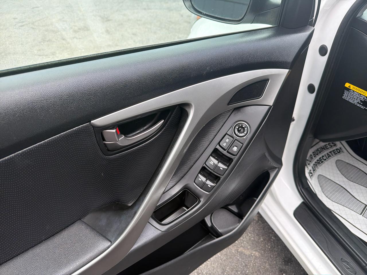 Hyundai Elantra 4dr Sdn Auto Limited (Alabama Plant) 2012