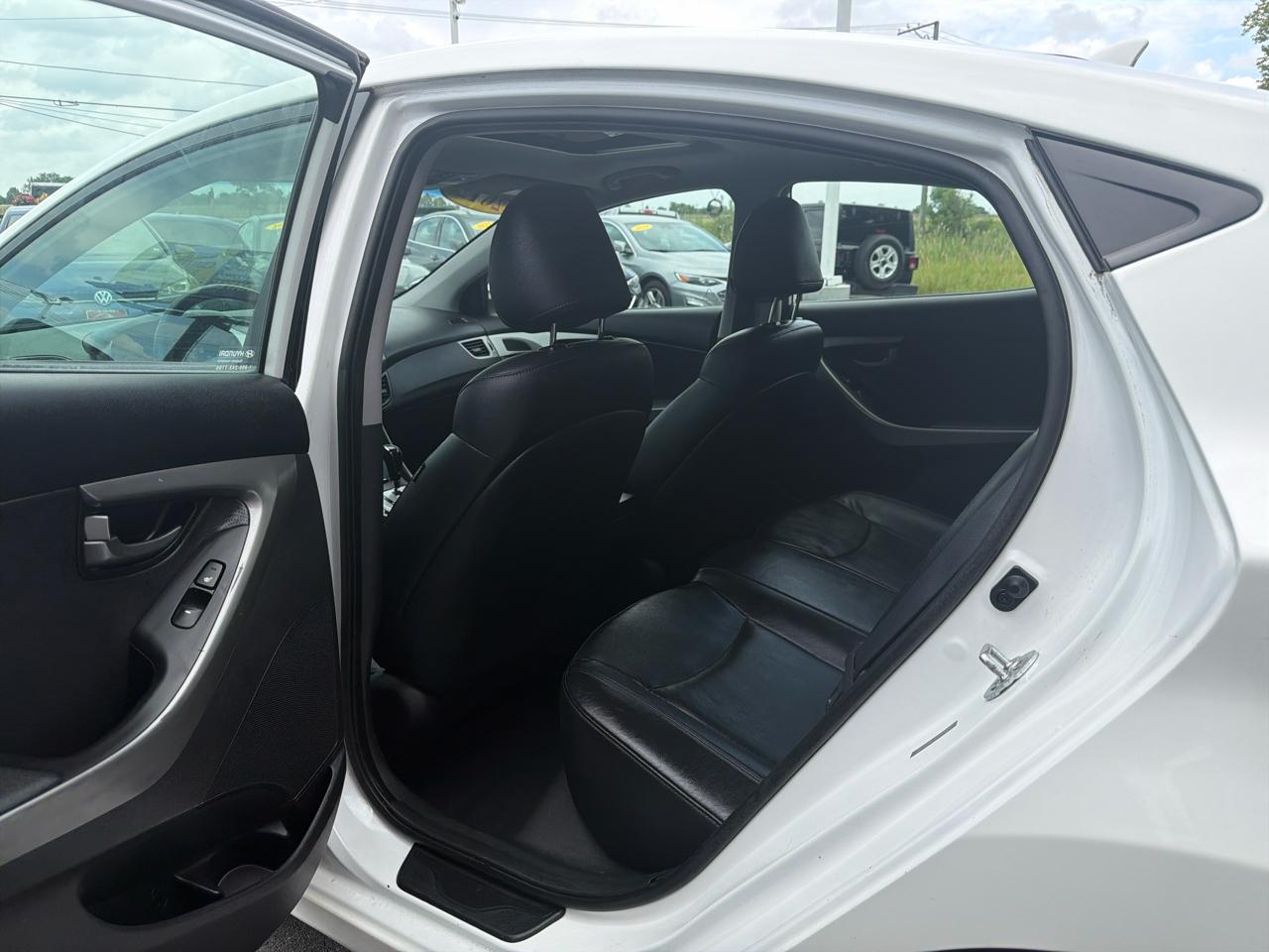 Hyundai Elantra 4dr Sdn Auto Limited (Alabama Plant) 2012