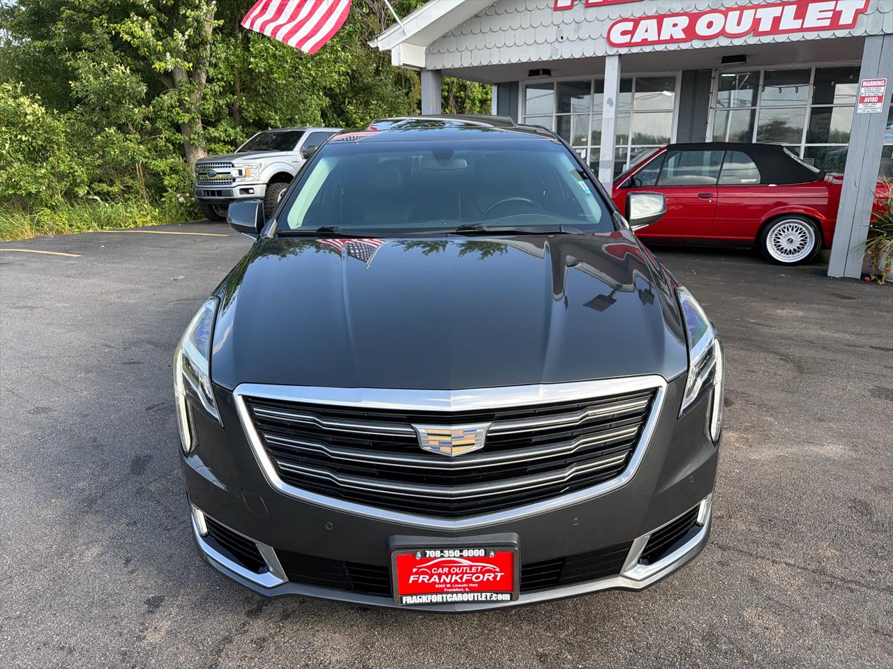 Cadillac XTS 4dr Sdn Luxury FWD 2019