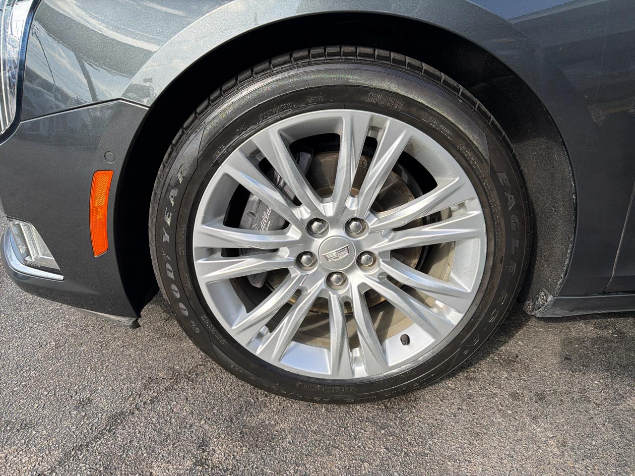 Cadillac XTS 4dr Sdn Luxury FWD 2019