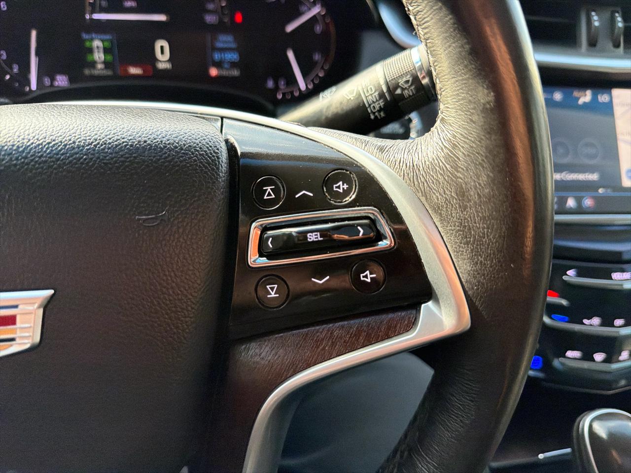 Cadillac XTS 4dr Sdn Luxury FWD 2019