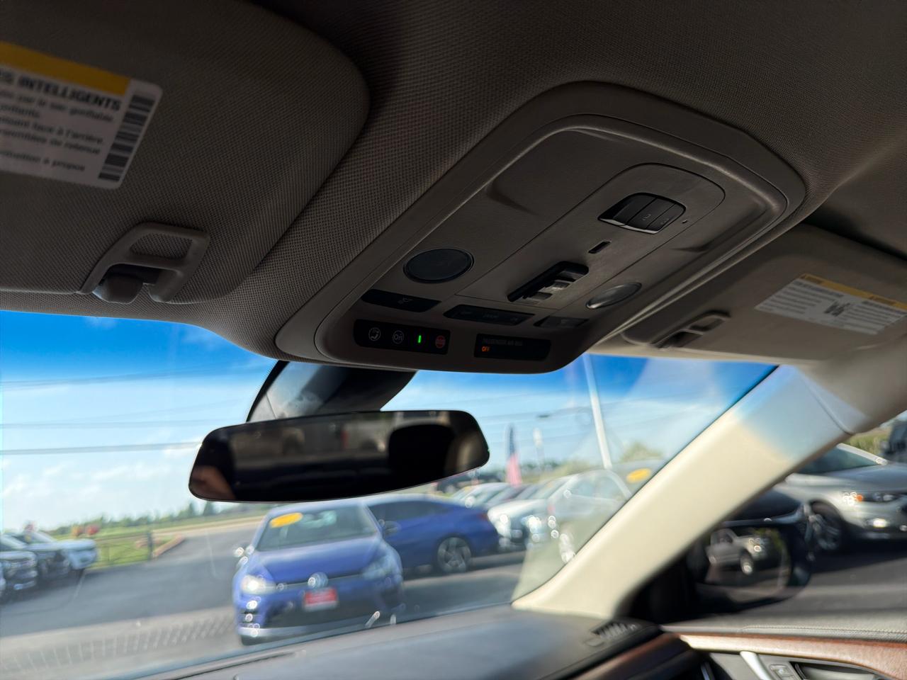 Cadillac XTS 4dr Sdn Luxury FWD 2019