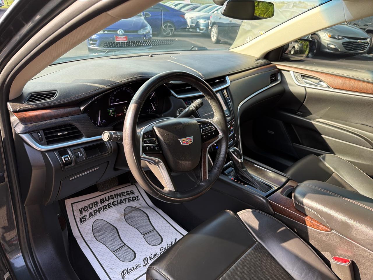 Cadillac XTS 4dr Sdn Luxury FWD 2019