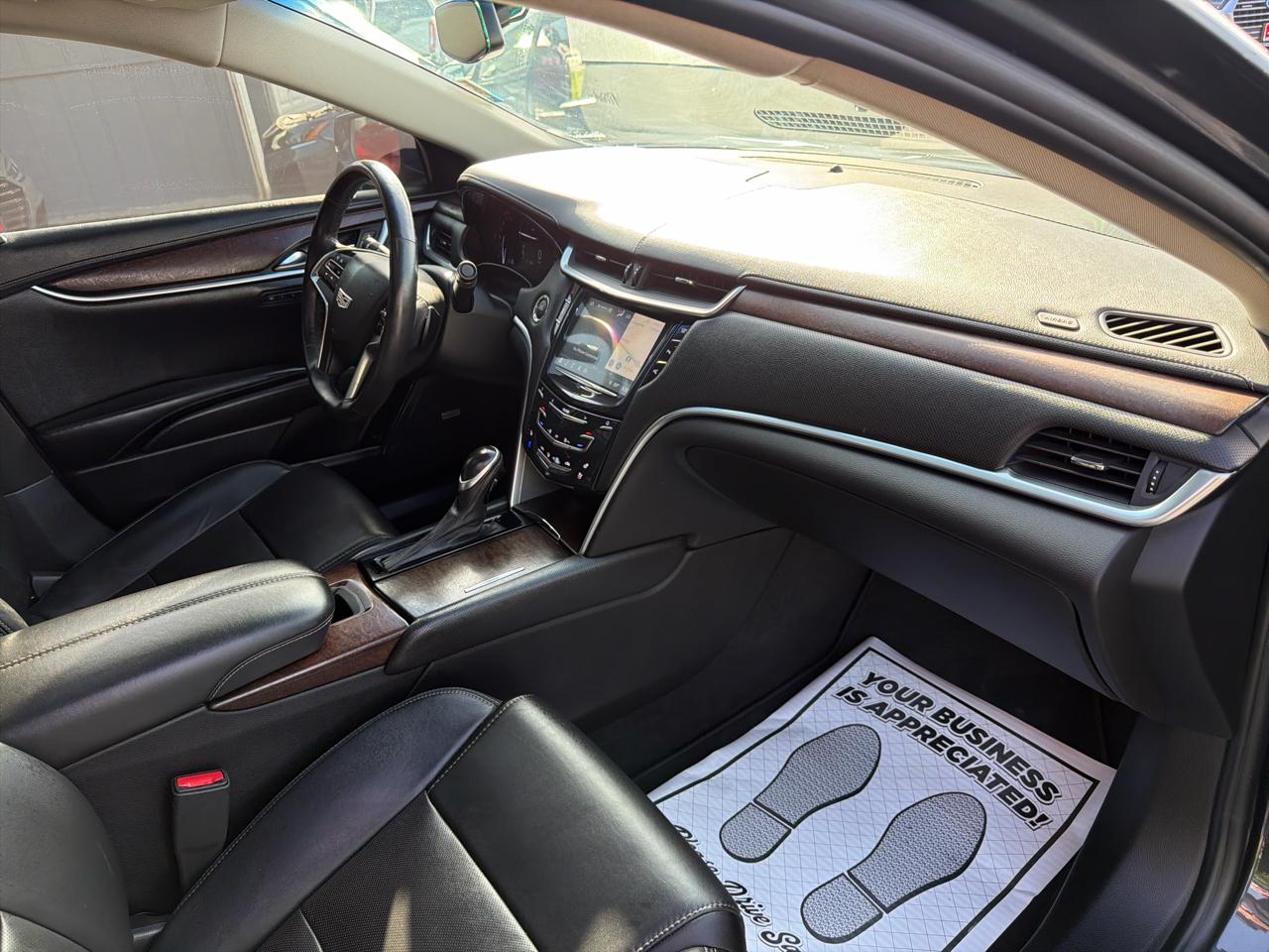 Cadillac XTS 4dr Sdn Luxury FWD 2019