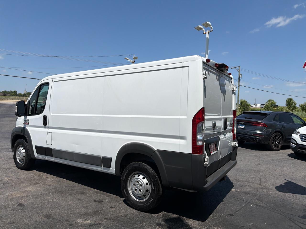 RAM ProMaster Cargo Van 1500 Low Roof 136" WB 2016