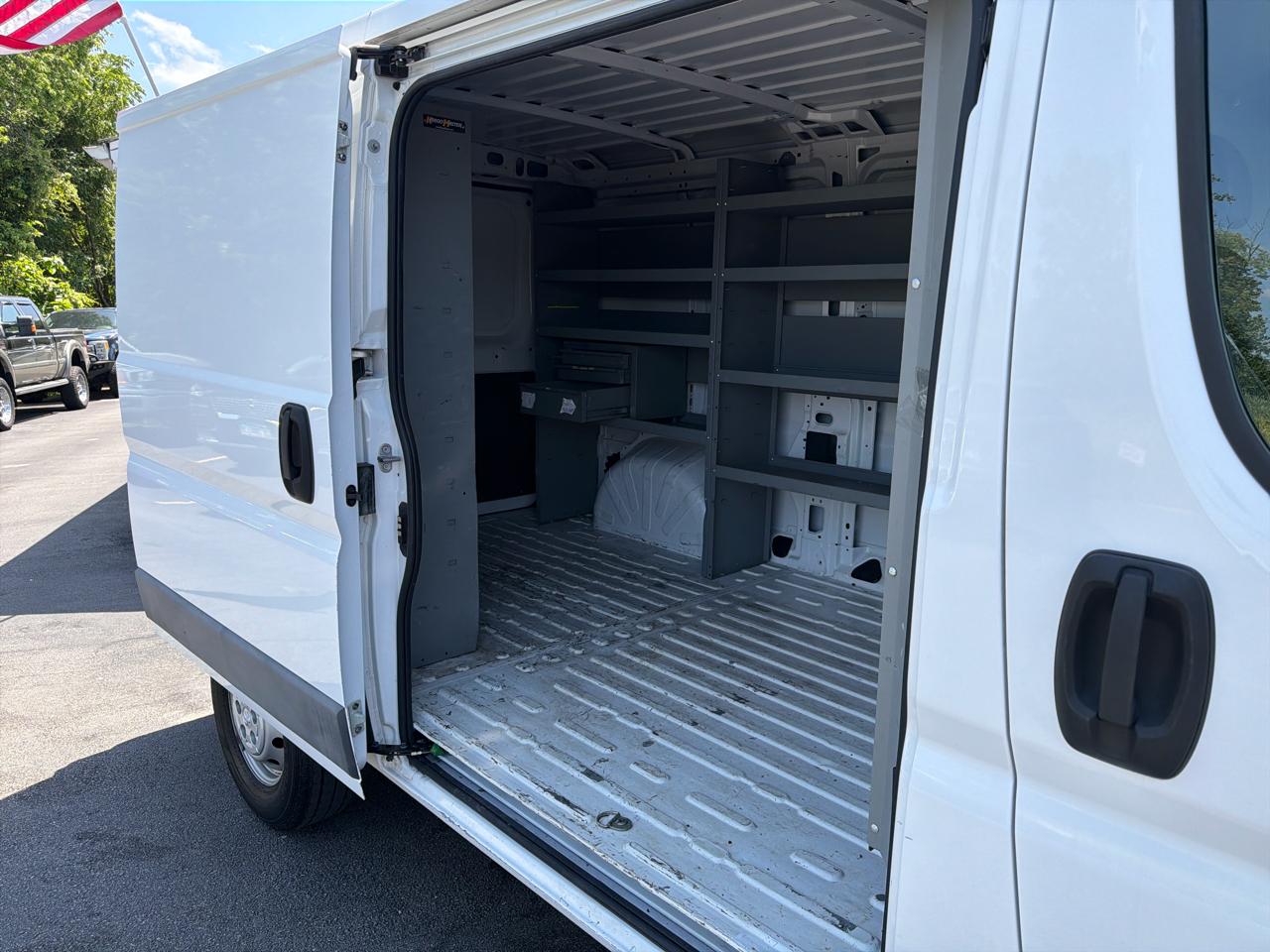 RAM ProMaster Cargo Van 1500 Low Roof 136" WB 2016