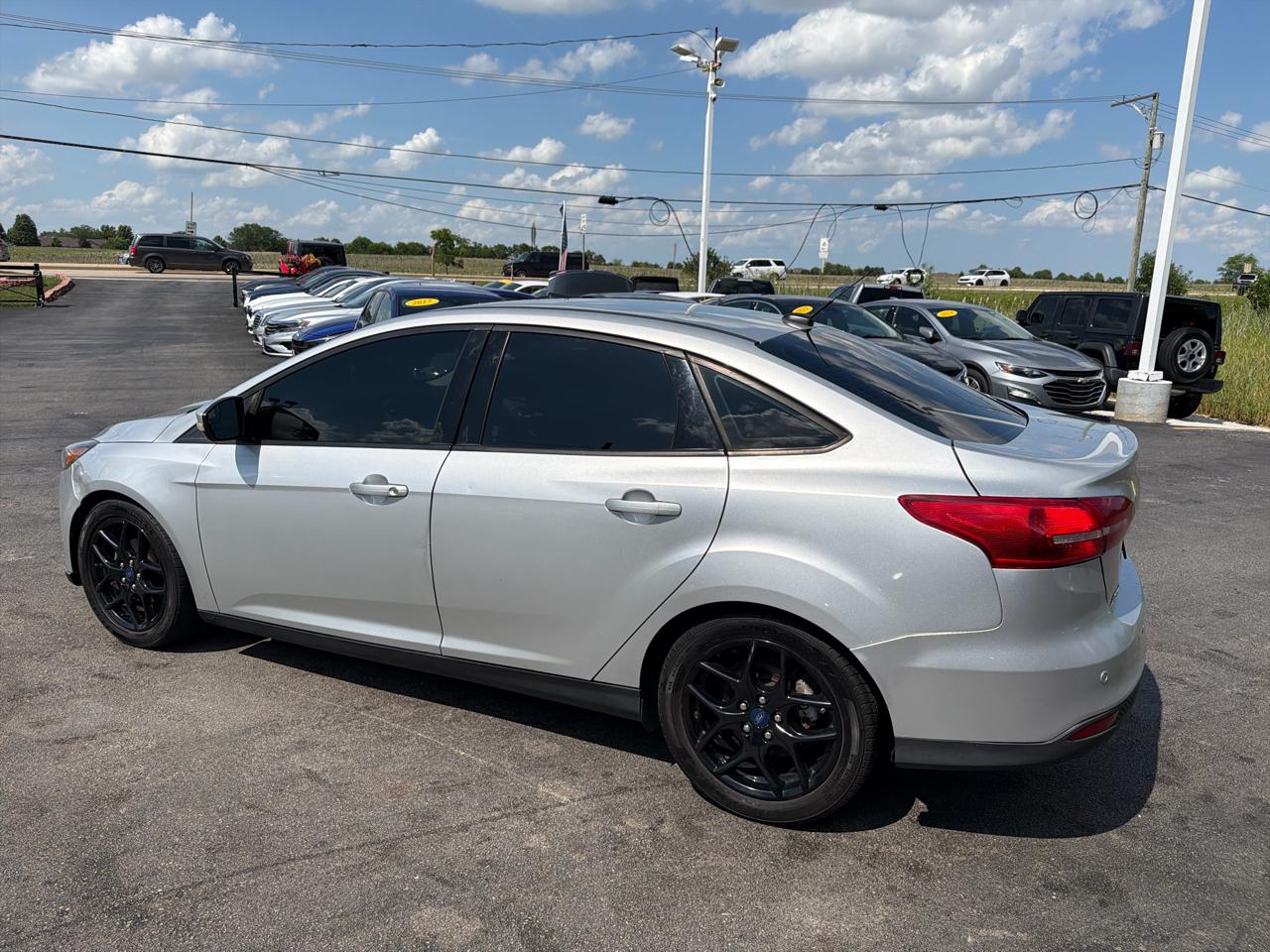 Ford Focus 4dr Sdn SE 2016