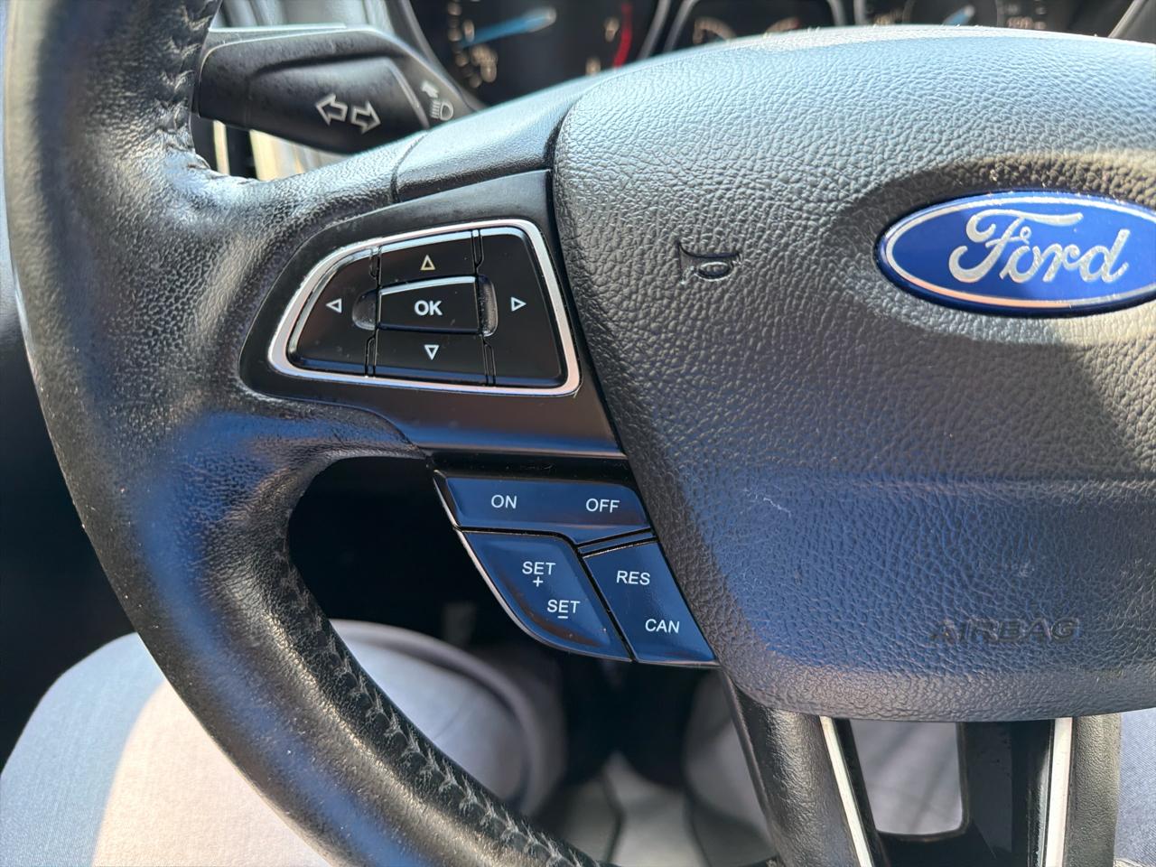 Ford Focus 4dr Sdn SE 2016