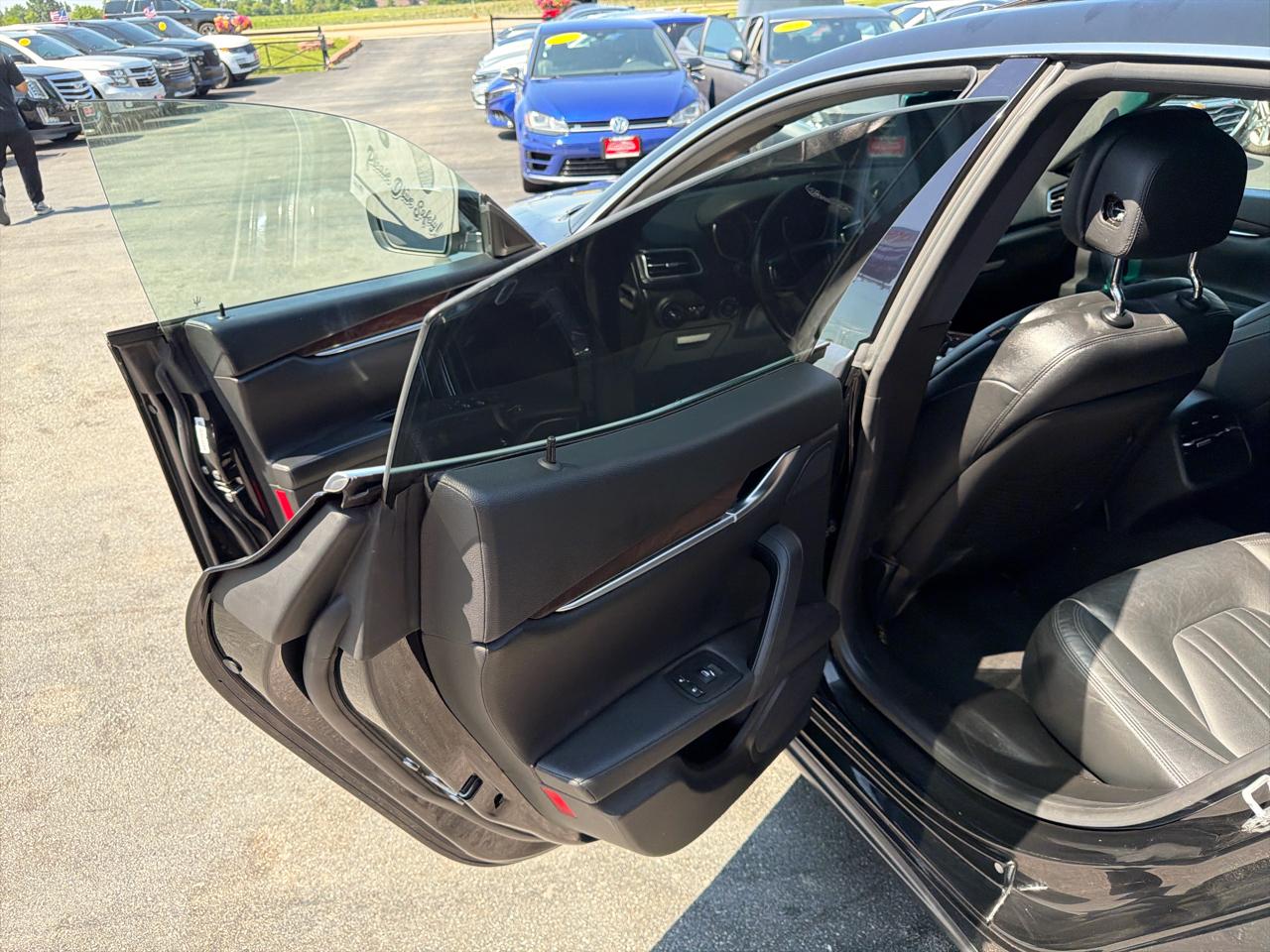 Maserati Ghibli 4dr Sdn S Q4 2014