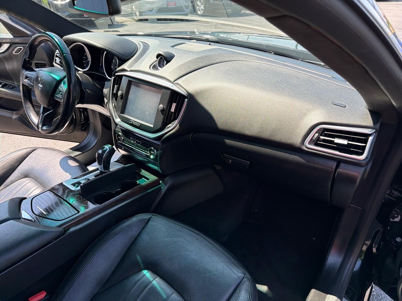 Maserati Ghibli 4dr Sdn S Q4 2014
