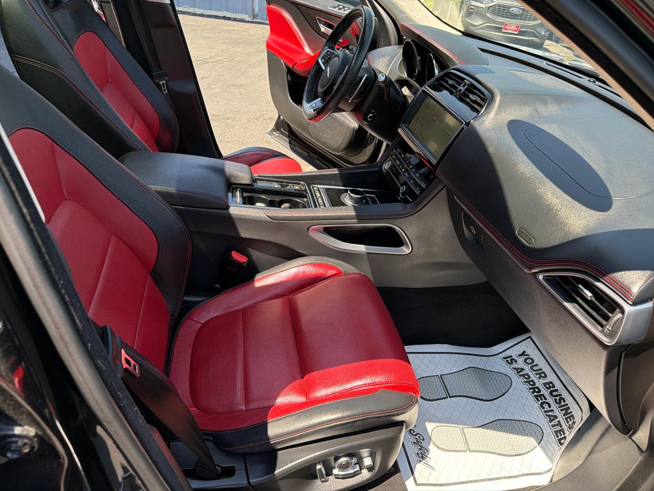 Jaguar F-Pace 25t R-Sport AWD 2020
