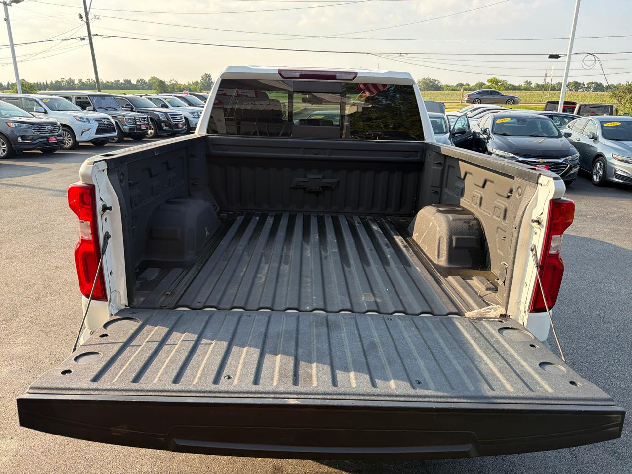 Chevrolet Silverado 1500 4WD Crew Cab 147" RST 2019