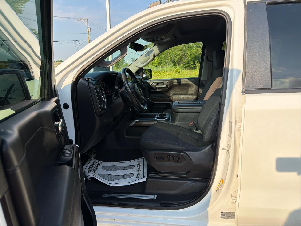 Chevrolet Silverado 1500 4WD Crew Cab 147" RST 2019