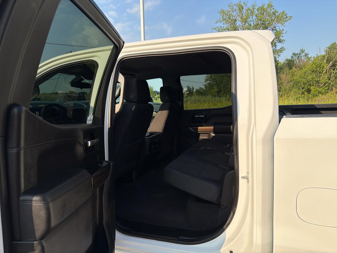 Chevrolet Silverado 1500 4WD Crew Cab 147" RST 2019