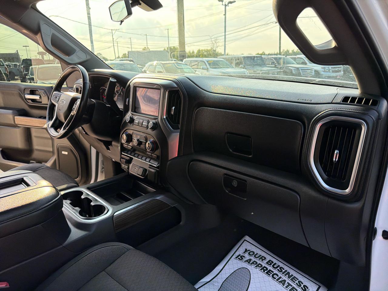 Chevrolet Silverado 1500 4WD Crew Cab 147" RST 2019