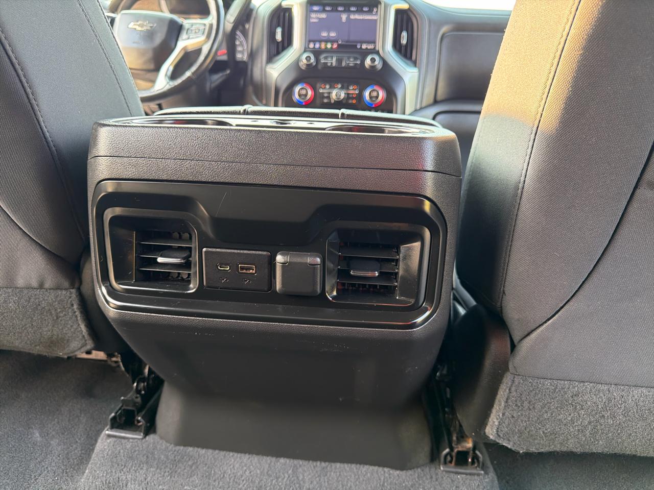 Chevrolet Silverado 1500 4WD Crew Cab 147" RST 2019