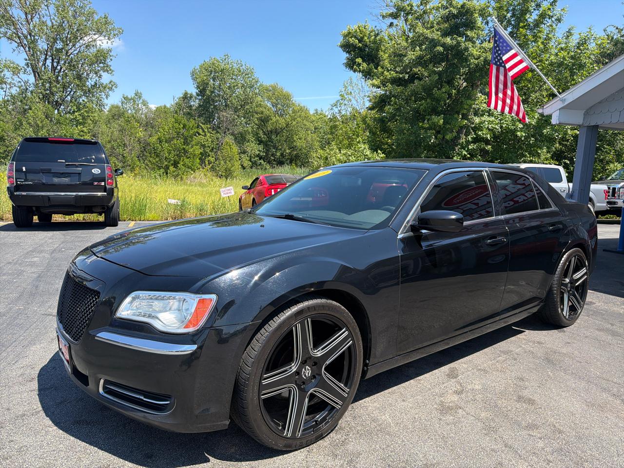 Chrysler 300 4dr Sdn RWD 2013