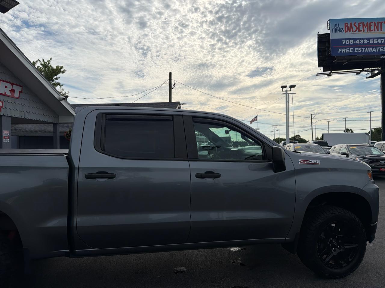 Chevrolet Silverado 1500 4WD Crew Cab 147" Custom Trail Boss 2021