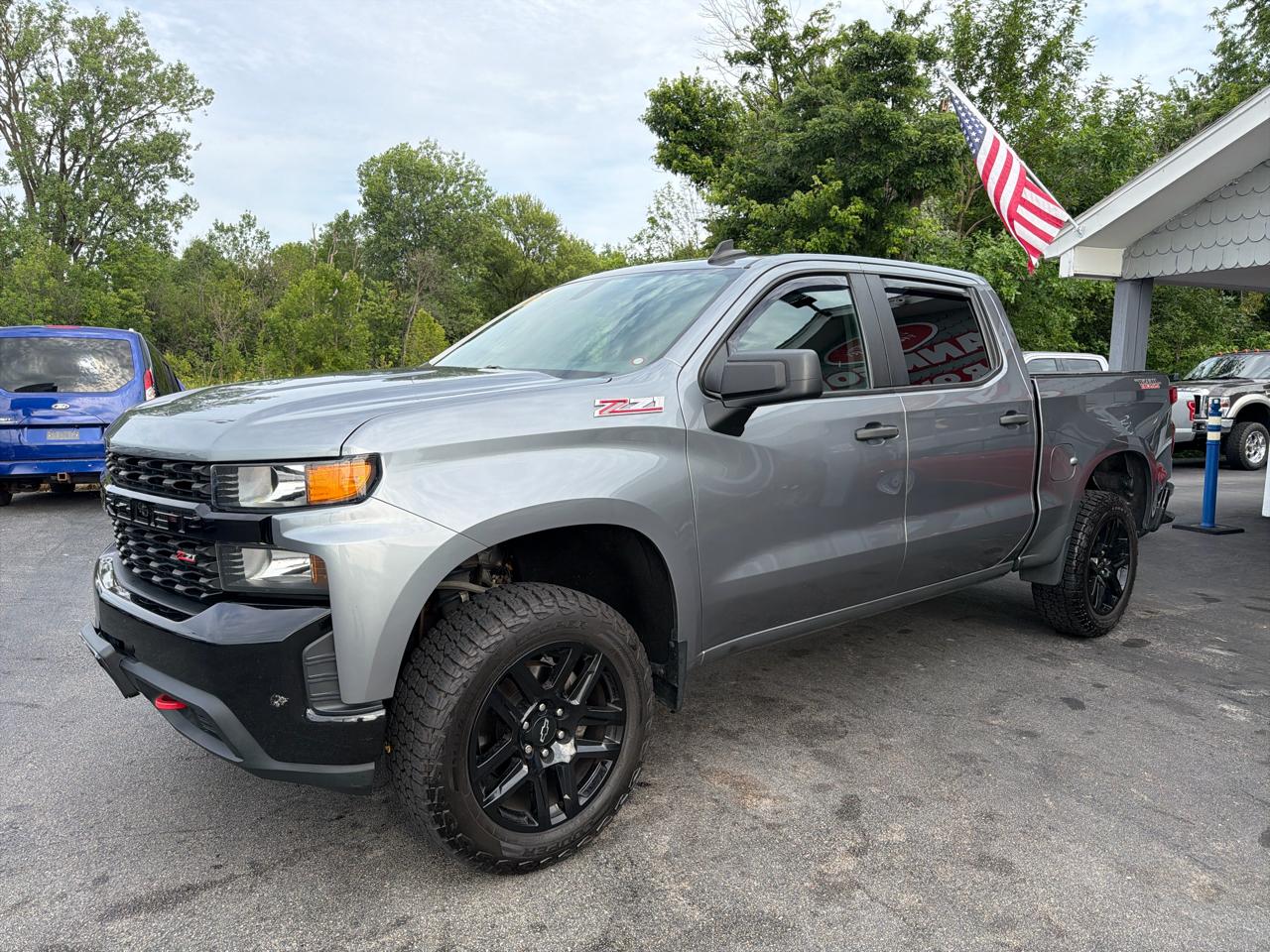 Chevrolet Silverado 1500 4WD Crew Cab 147" Custom Trail Boss 2021