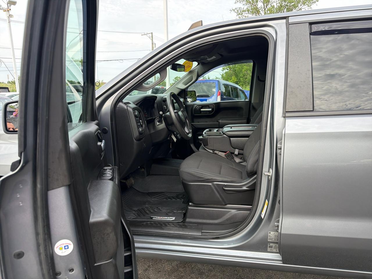 Chevrolet Silverado 1500 4WD Crew Cab 147" Custom Trail Boss 2021