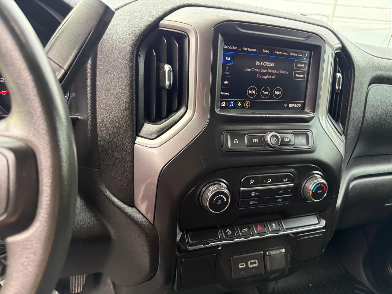 Chevrolet Silverado 1500 4WD Crew Cab 147" Custom Trail Boss 2021