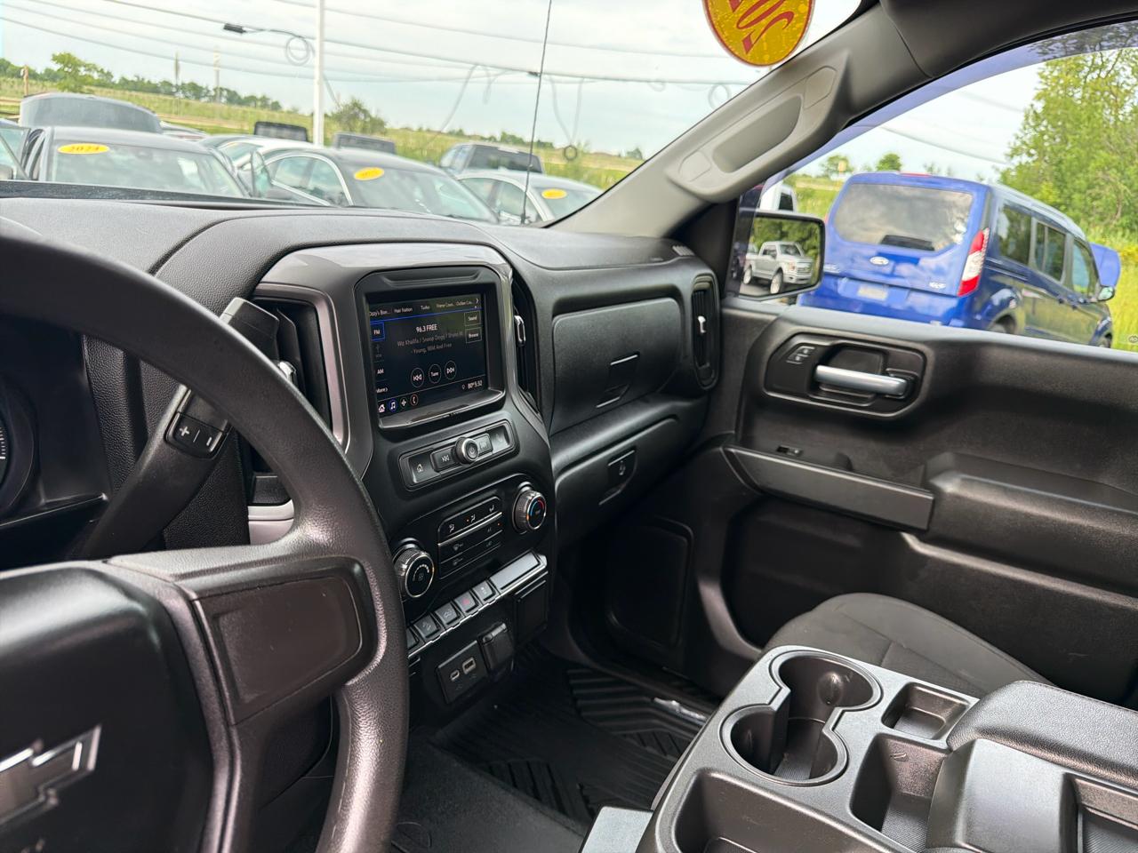 Chevrolet Silverado 1500 4WD Crew Cab 147" Custom Trail Boss 2021