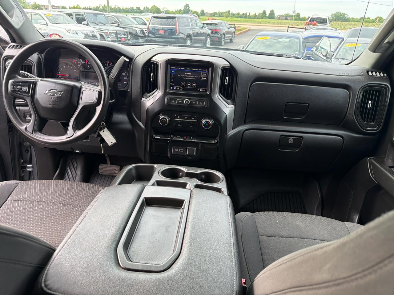 Chevrolet Silverado 1500 4WD Crew Cab 147" Custom Trail Boss 2021
