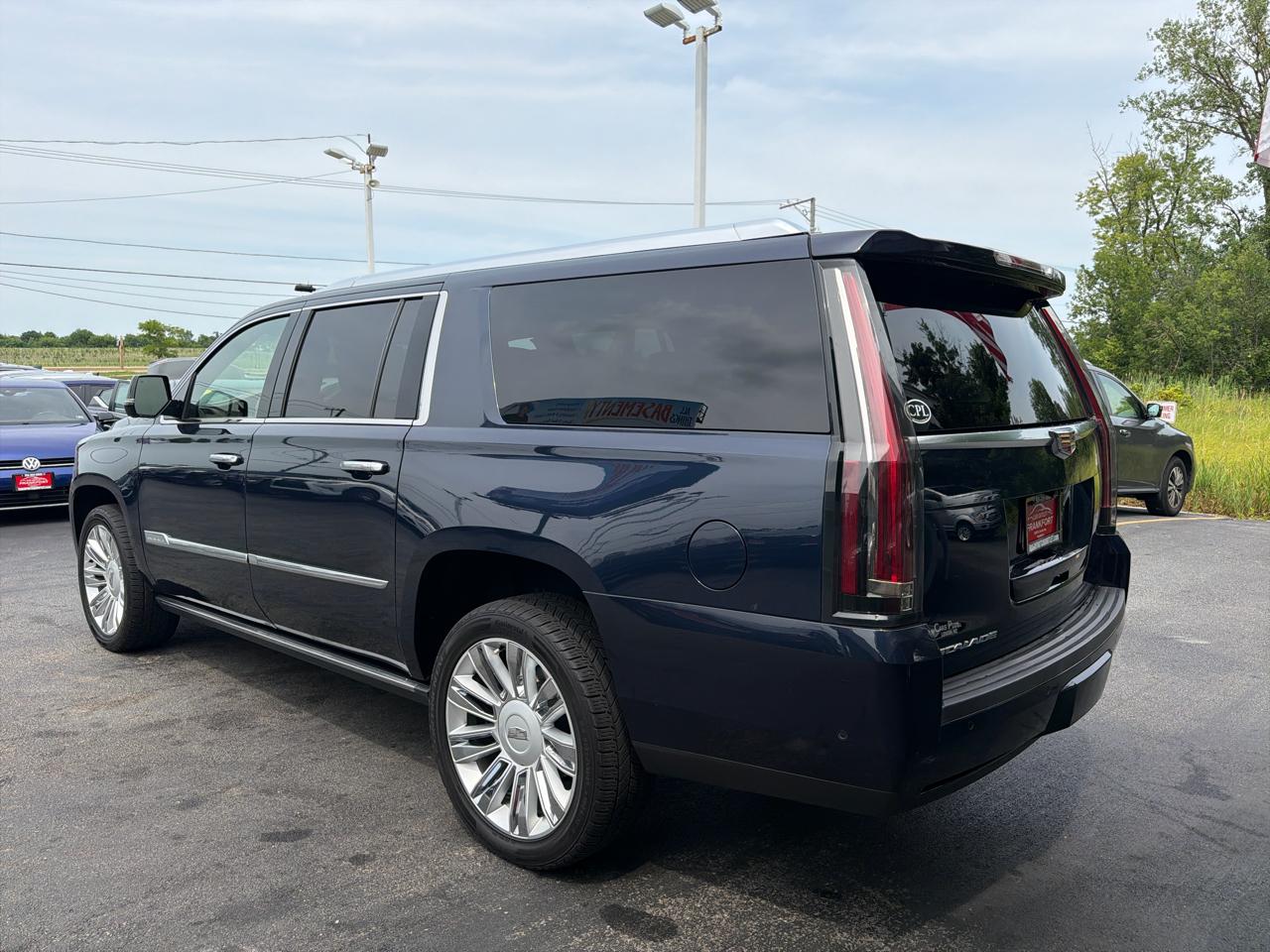 Cadillac Escalade ESV  2017