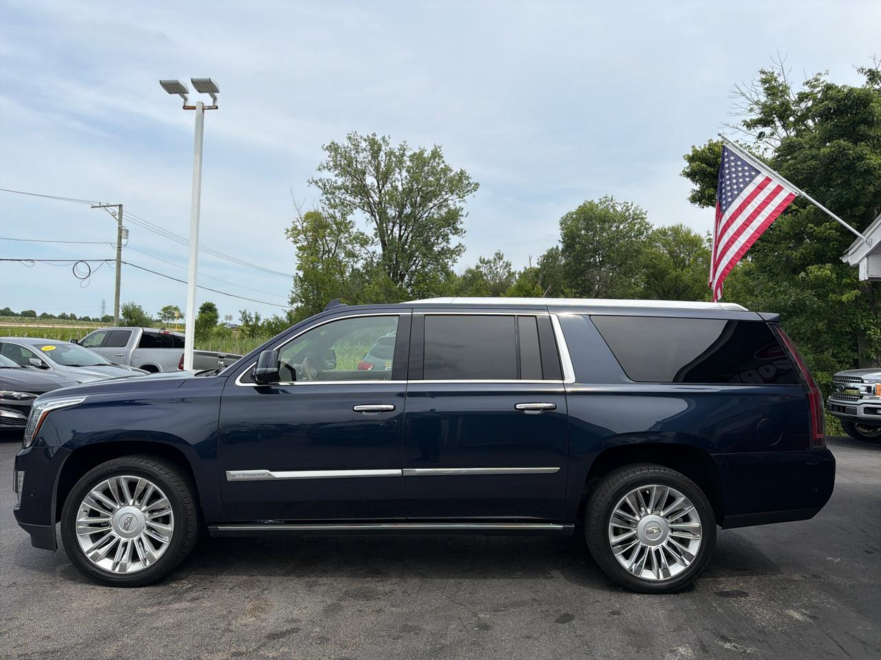 Cadillac Escalade ESV  2017