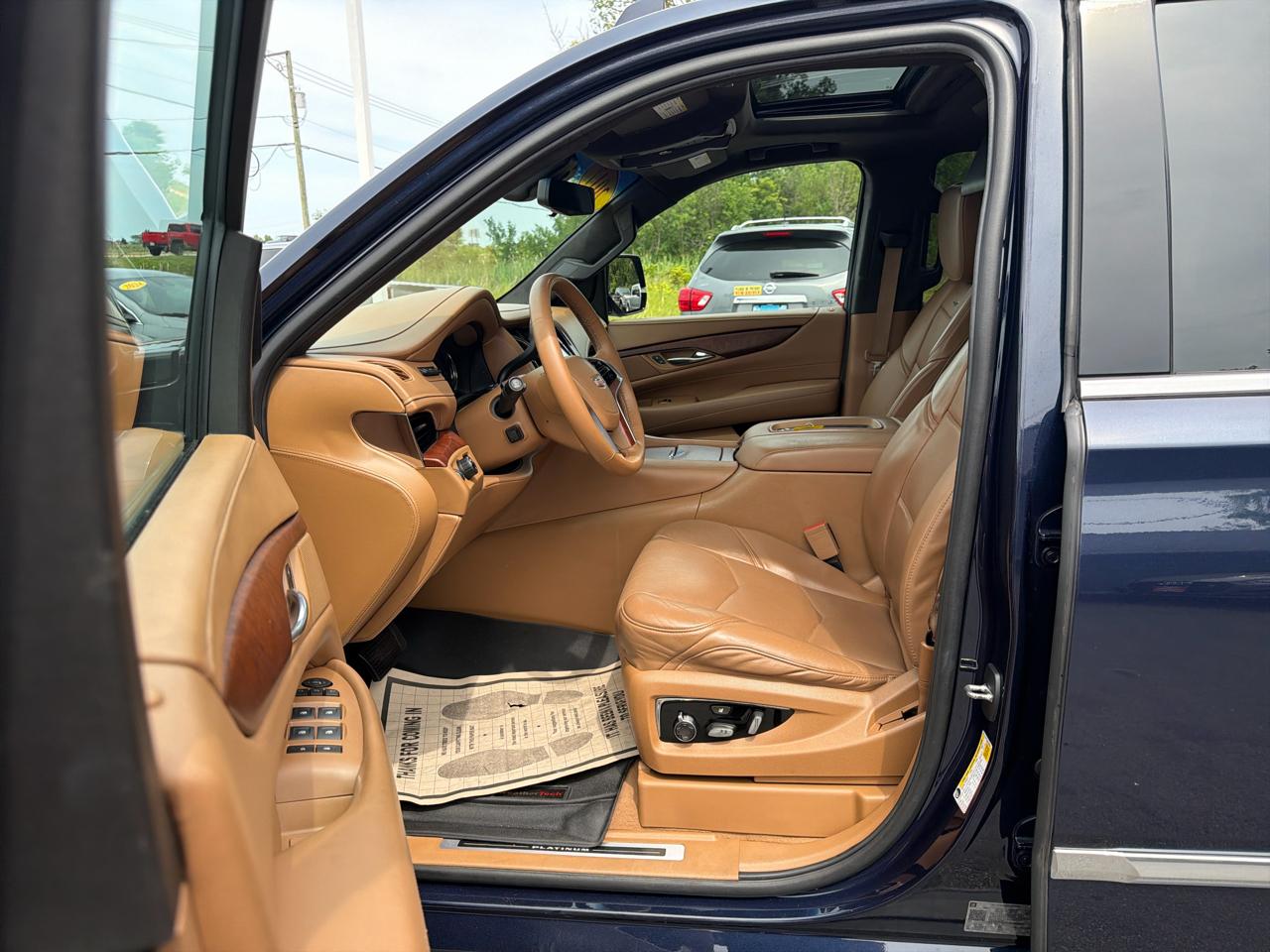 Cadillac Escalade ESV  2017