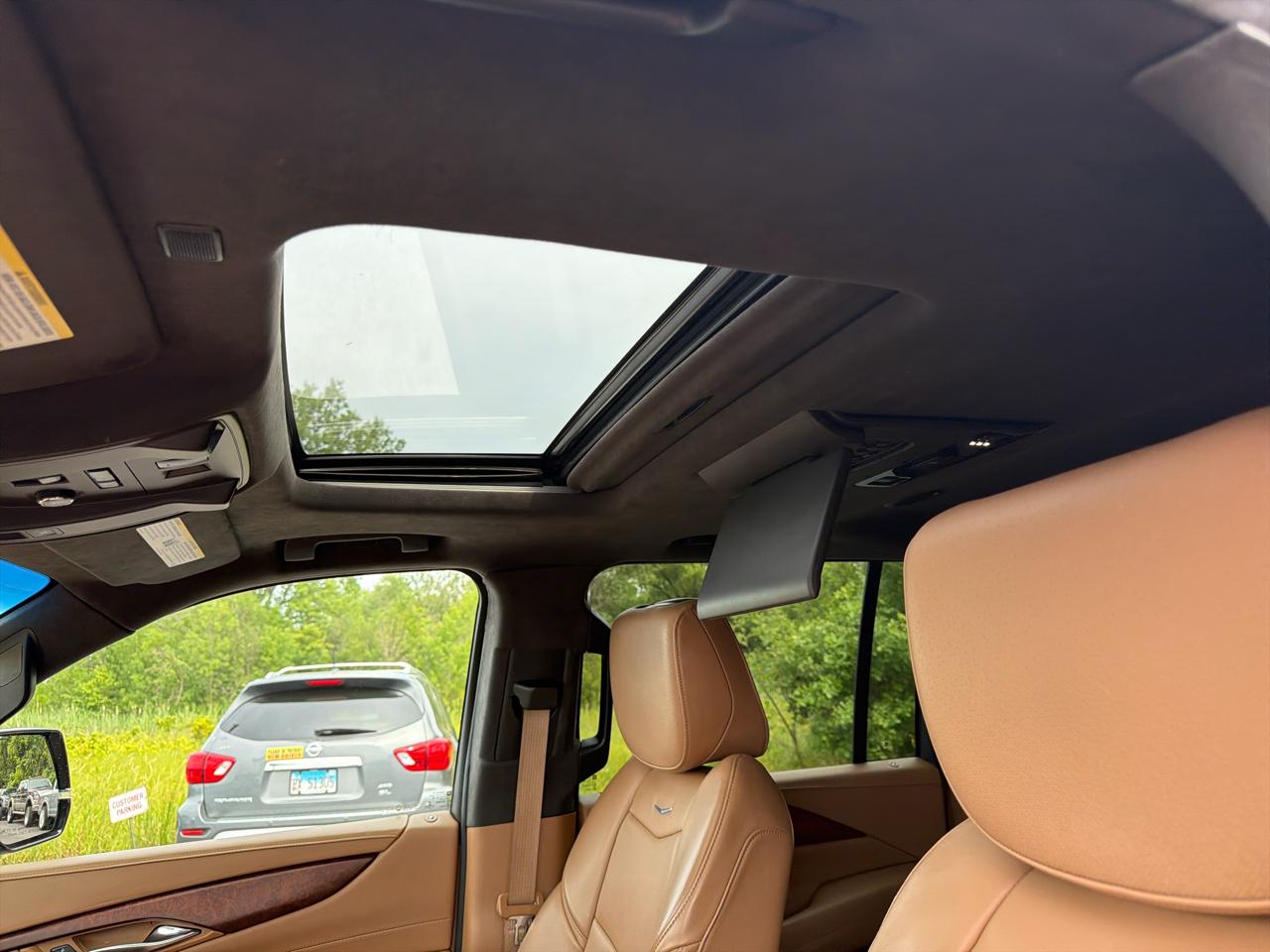 Cadillac Escalade ESV  2017