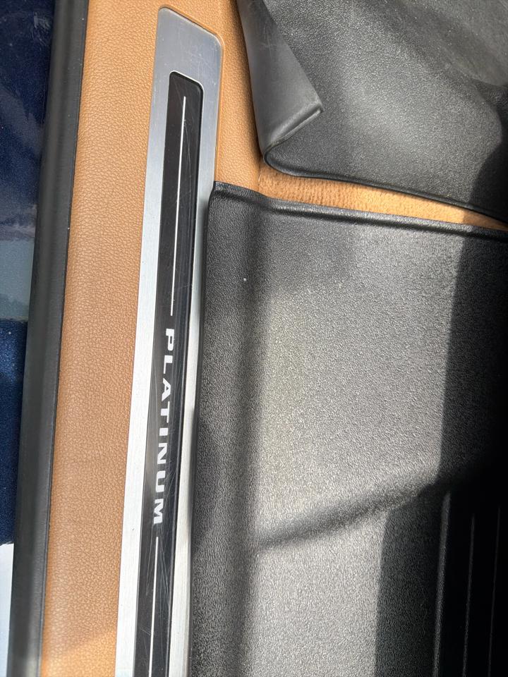 Cadillac Escalade ESV  2017