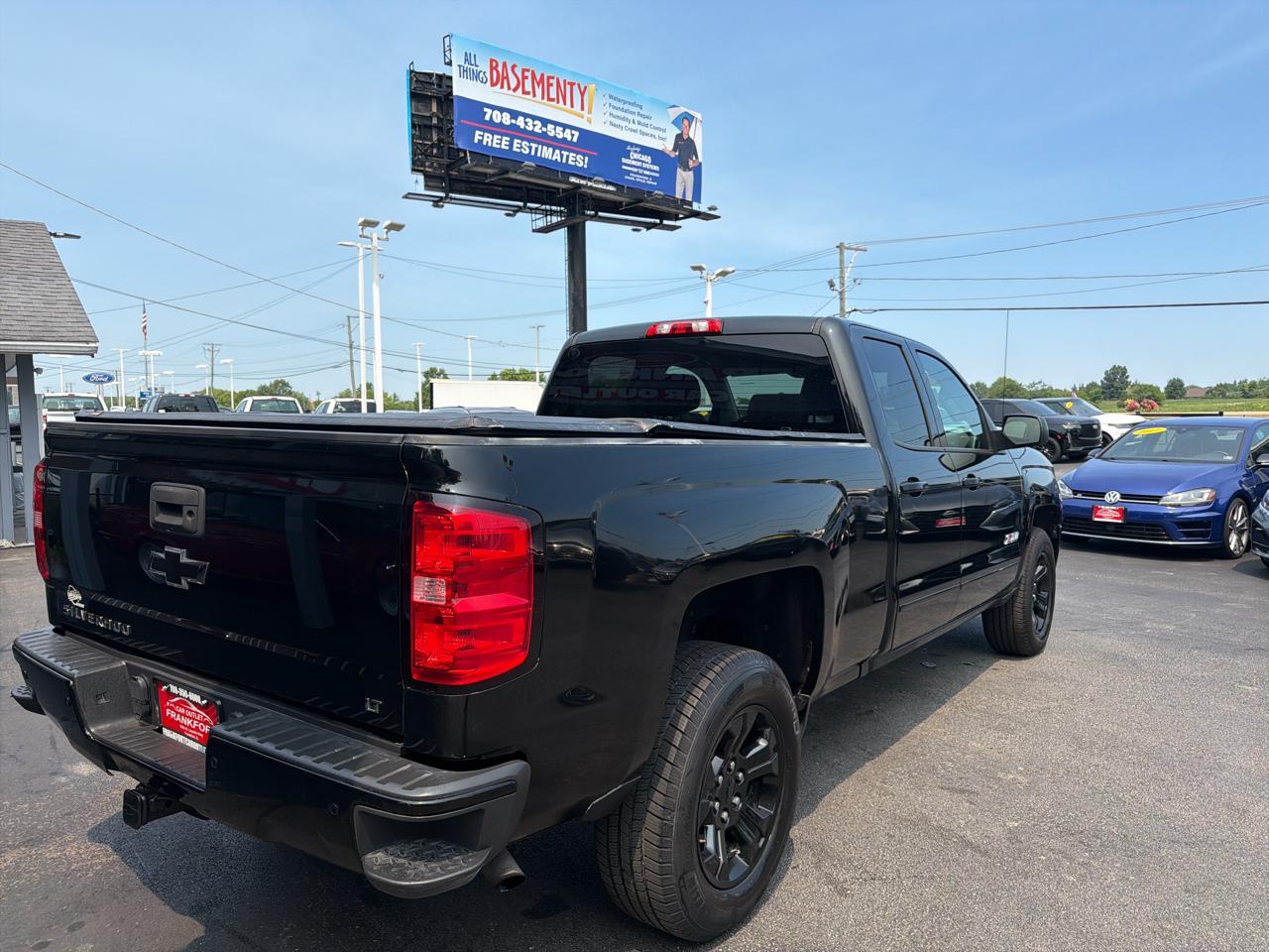 Chevrolet Silverado 1500 4WD Double Cab 143.5" LT w/2LT 2017