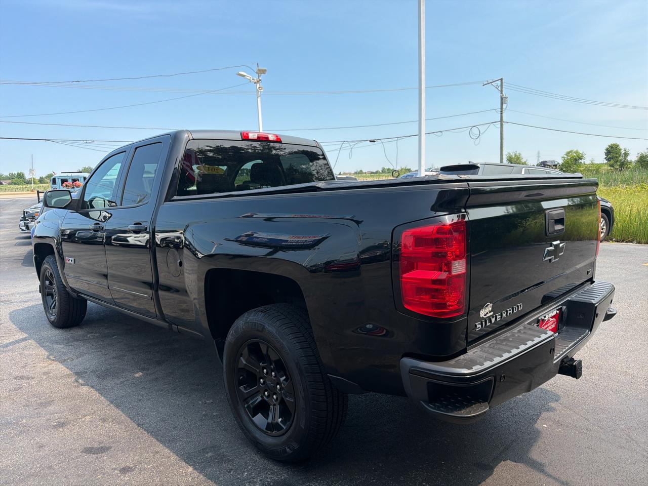Chevrolet Silverado 1500 4WD Double Cab 143.5" LT w/2LT 2017