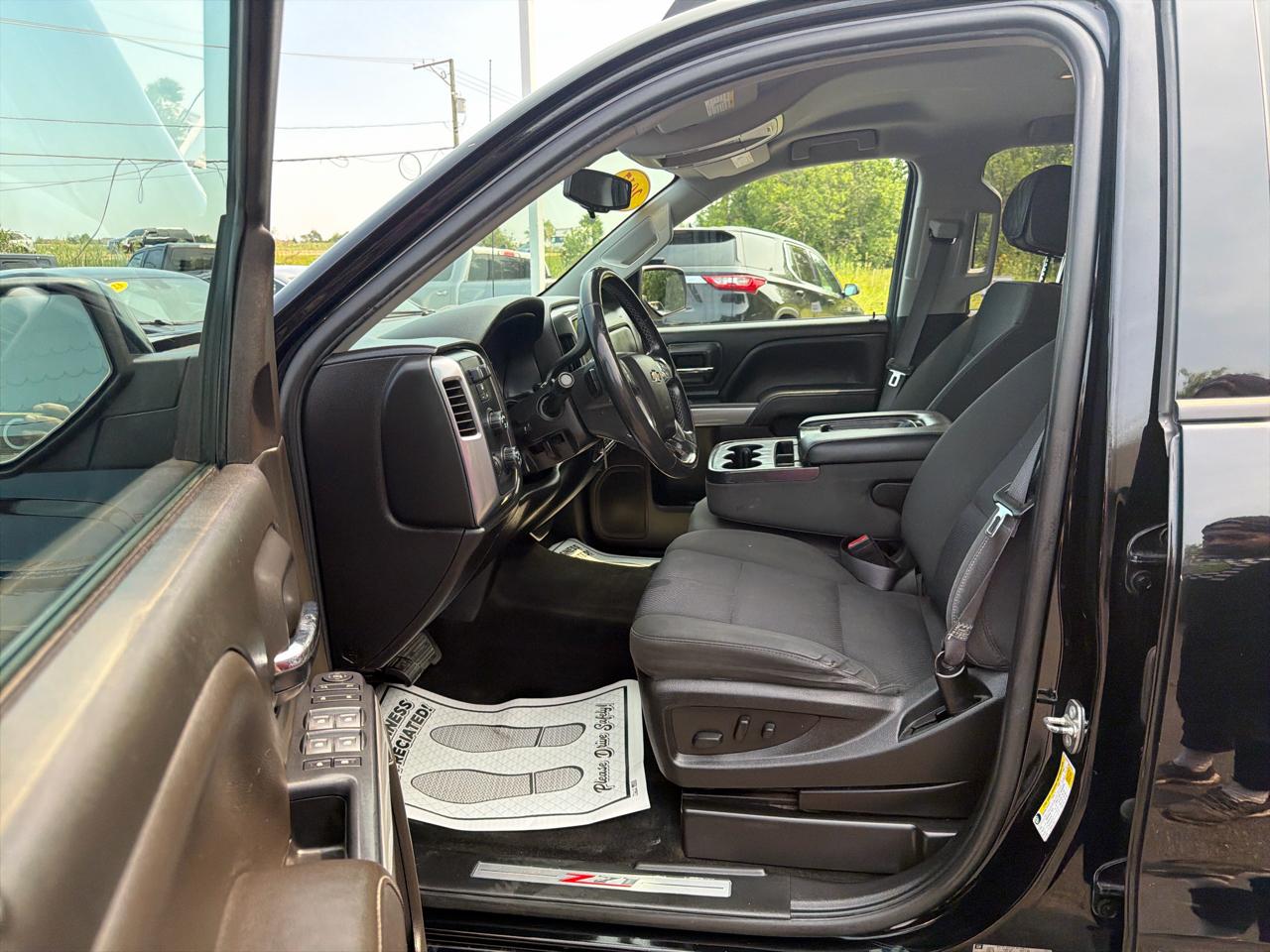 Chevrolet Silverado 1500 4WD Double Cab 143.5" LT w/2LT 2017