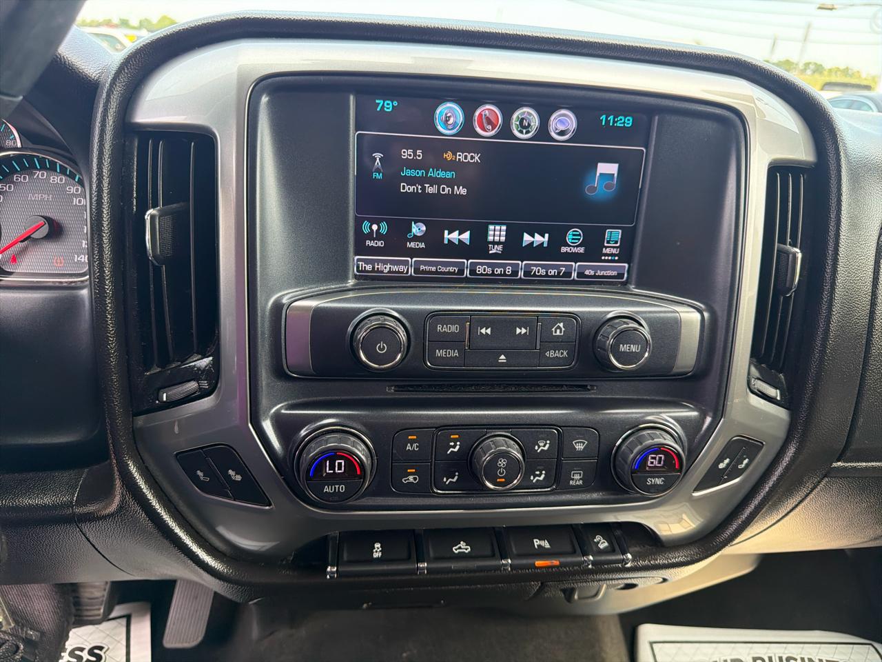 Chevrolet Silverado 1500 4WD Double Cab 143.5" LT w/2LT 2017