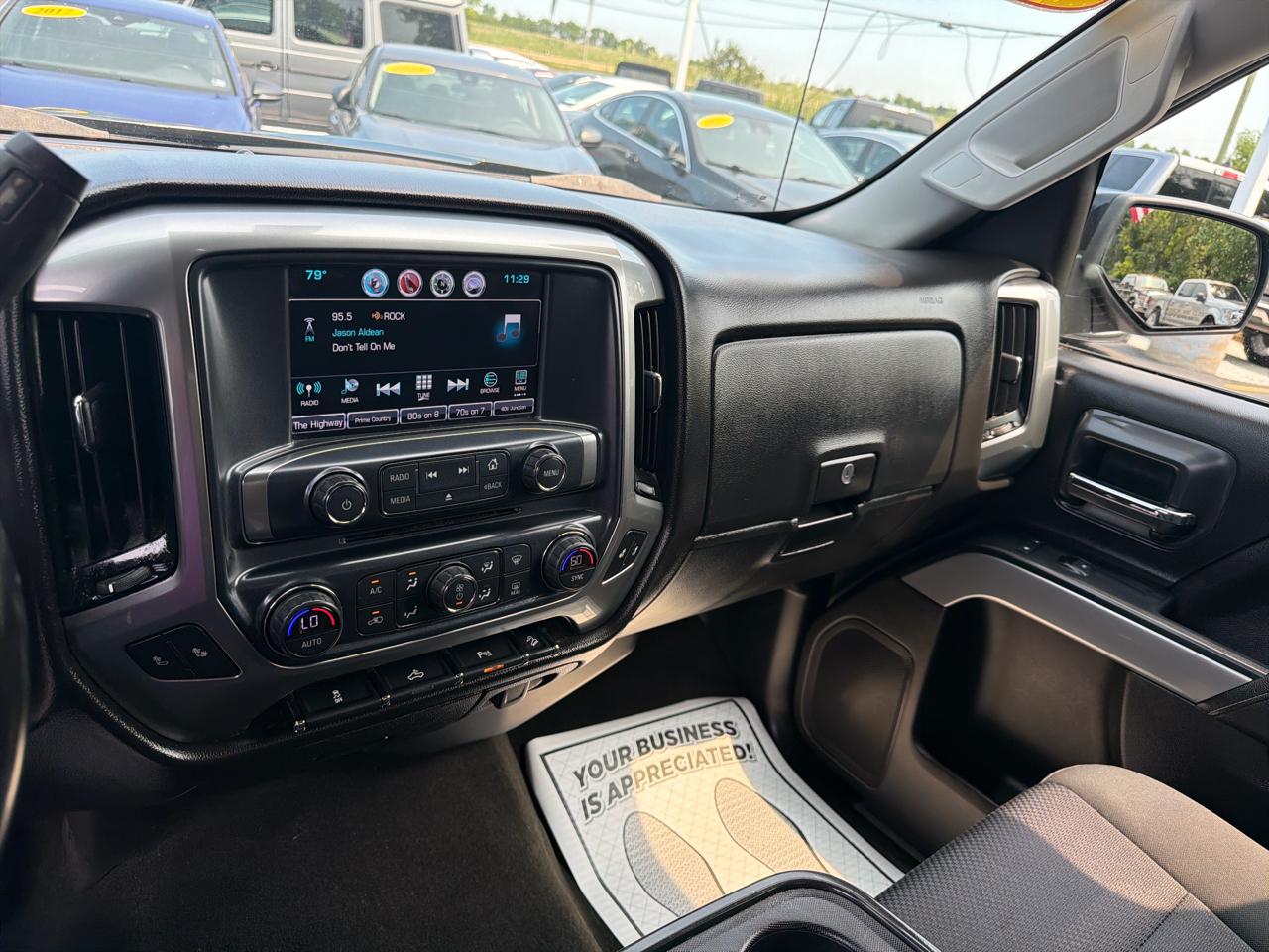 Chevrolet Silverado 1500 4WD Double Cab 143.5" LT w/2LT 2017