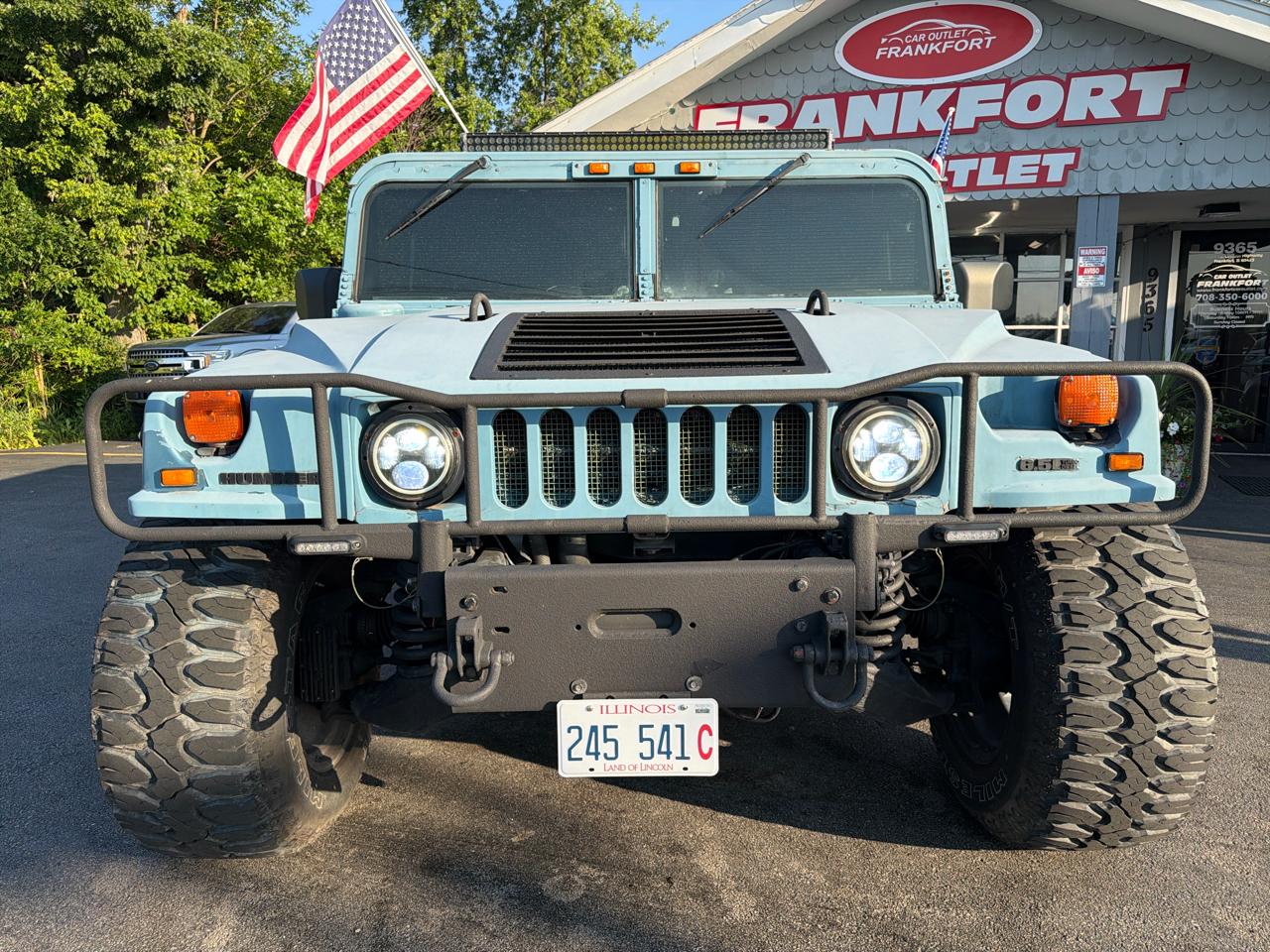 AM General Hummer 4-Passenger Wgn Enclosed 2001