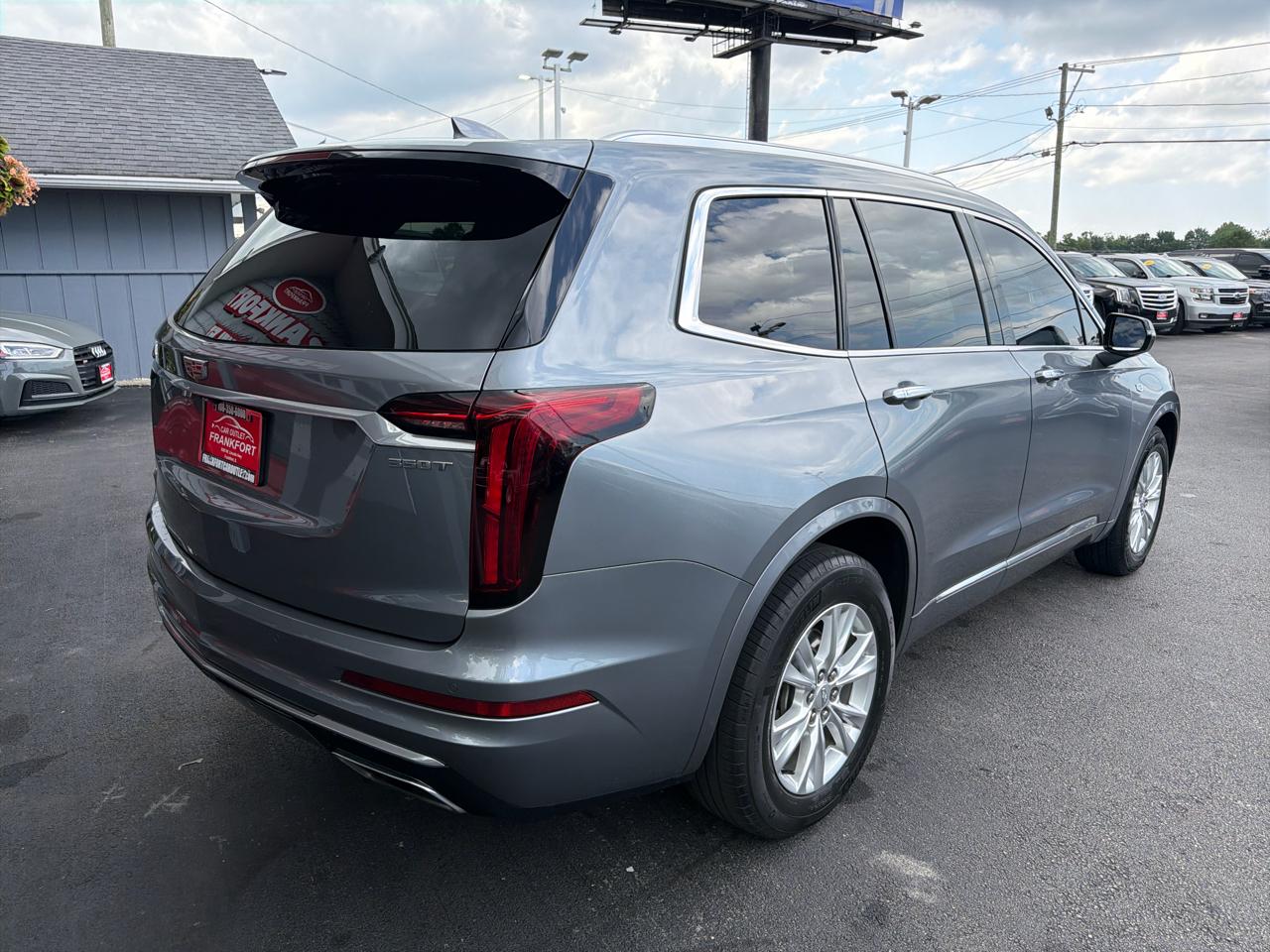 Cadillac XT6 FWD 4dr Luxury 2021